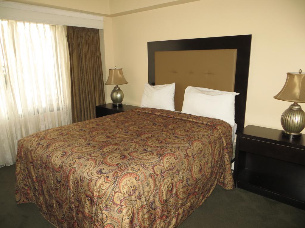 Jockey Resort Suites Center Strip Las Vegas Quarto foto